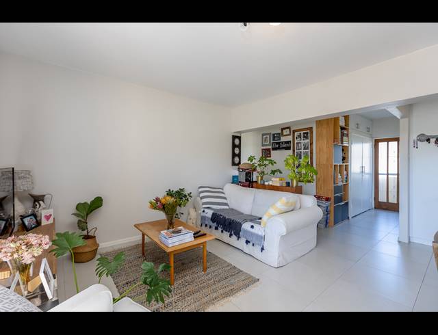2 BEDROOM APARTMENT SOLD IN PLUMSTEAD